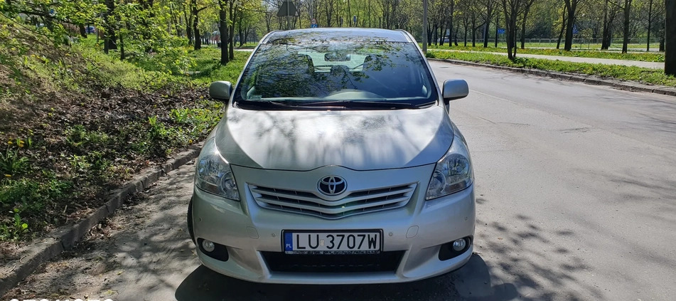 Toyota Verso cena 41990 przebieg: 140000, rok produkcji 2012 z Lublin małe 29